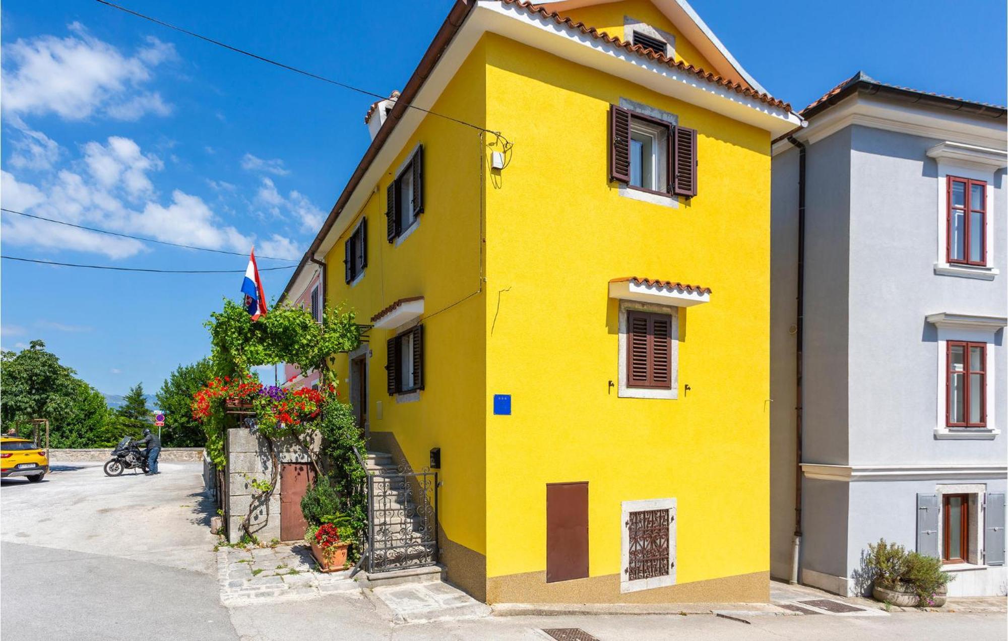 Nice Apartment In Kastav With Wifi Eksteriør billede